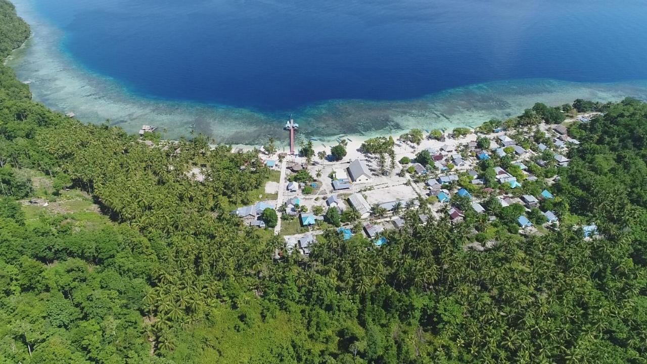Erens Guest House Waisai Kültér fotó